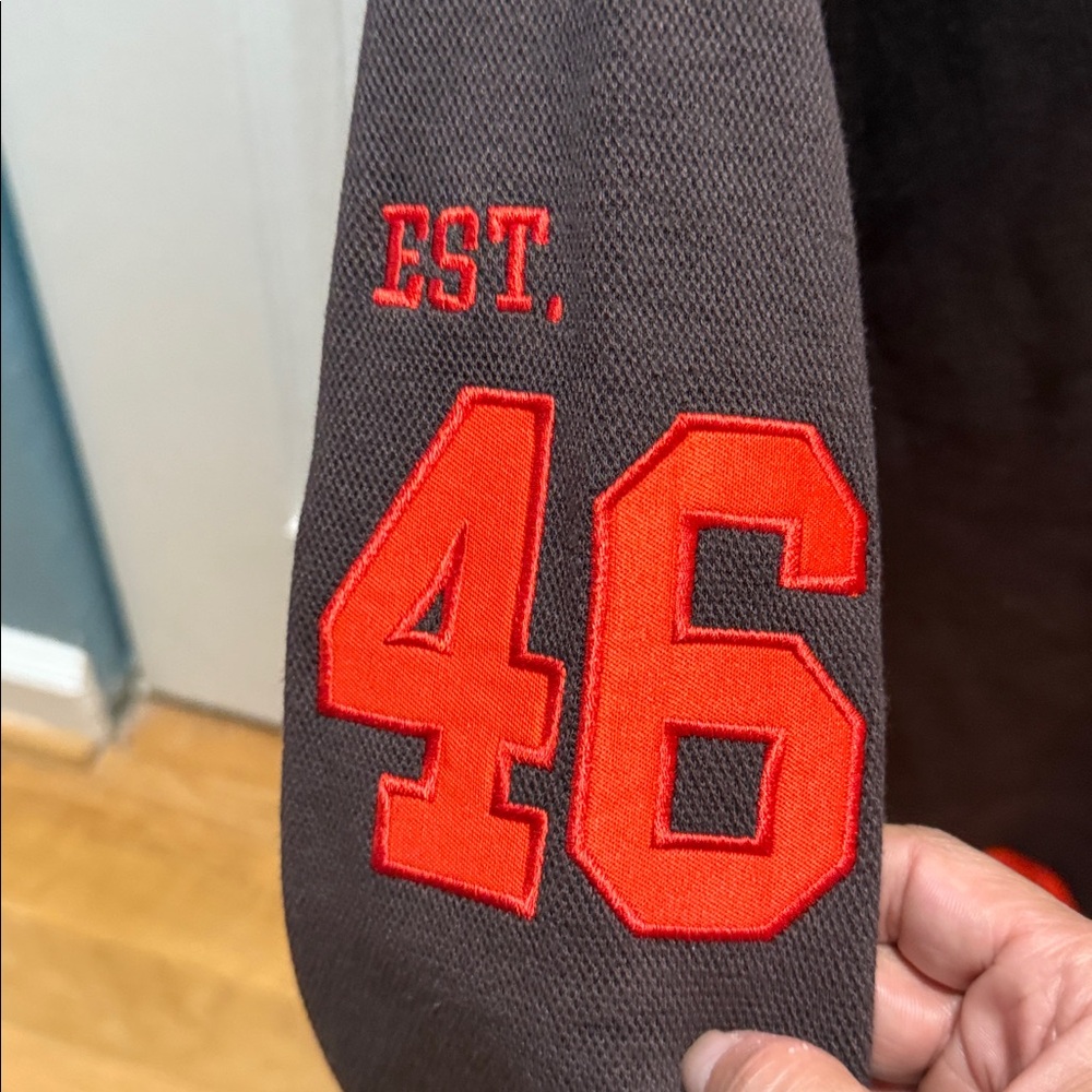Tommy Hilfiger Men's Brown and Orange Crewneck Sweater - Picture 6 of 6